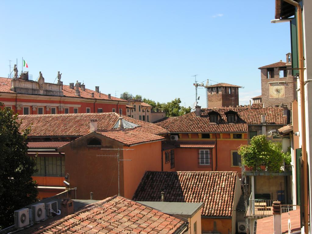 Antica Residenza Via Roma Garden View Verona Exterior photo